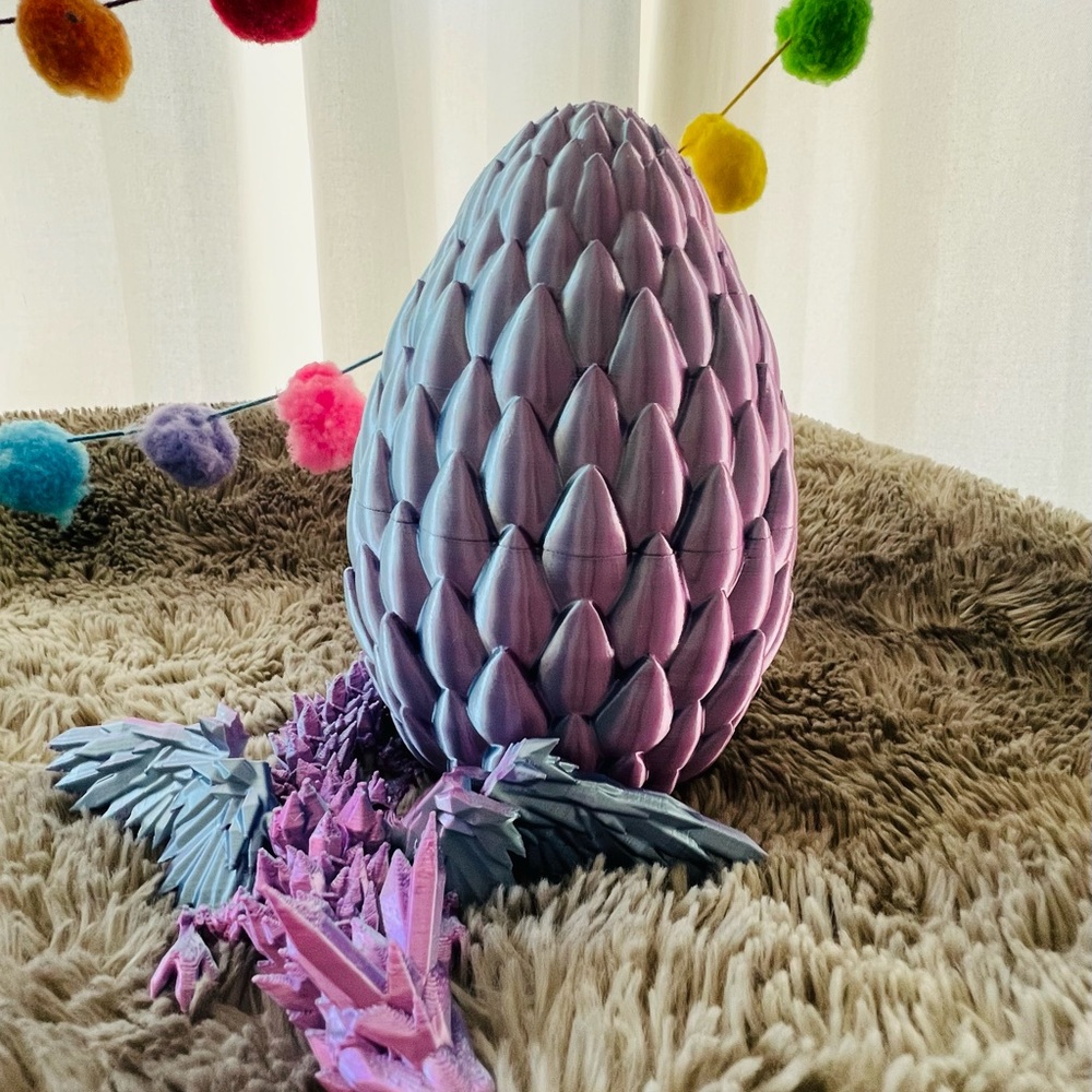3D printed dragon with egg